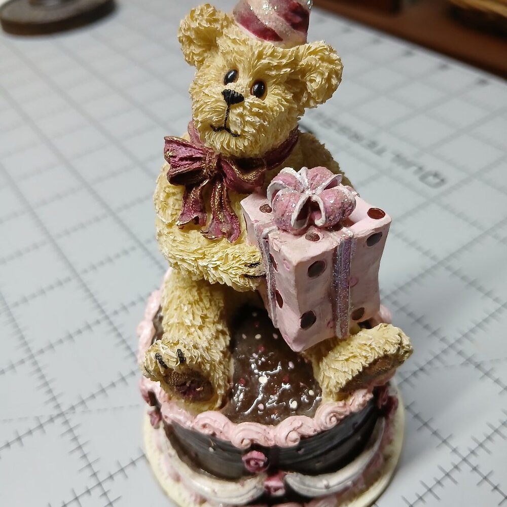 Boyd's Bears Figurine